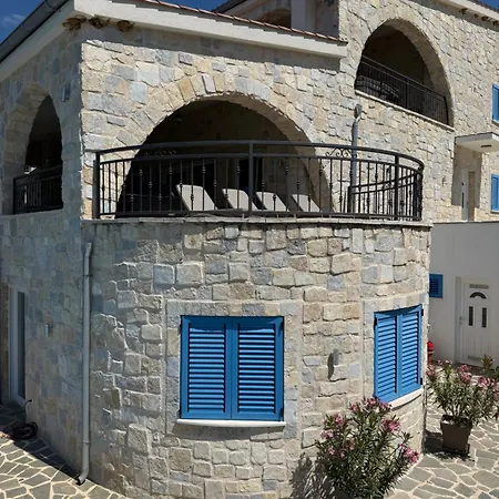 Bavaria Appartement Starigrad Paklenica